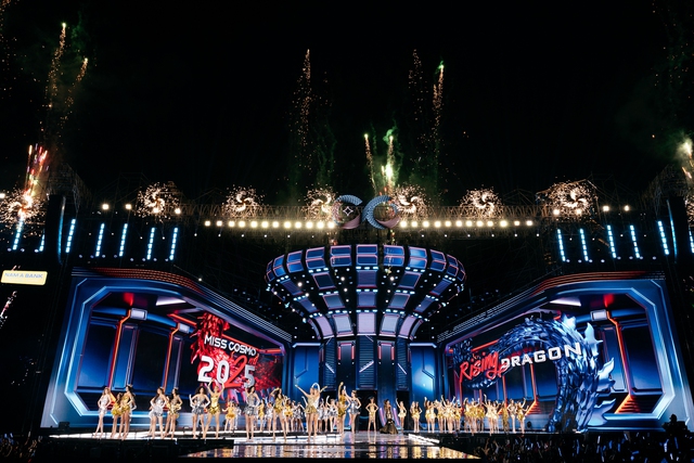 Tối 20-12, Phương Linh tranh tài tại chung kết Miss Cosmo 2025 - Ảnh 1.