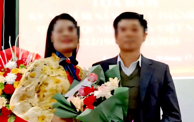 School leaders dismissed after food poisoning sends 40 students to hospital in central Vietnam - Ảnh 1.