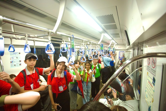 Khai mạc Liên hoan Câu lạc bộ – Đội – Nhóm Nhà thiếu nhi TP.HCM - Ảnh 2.