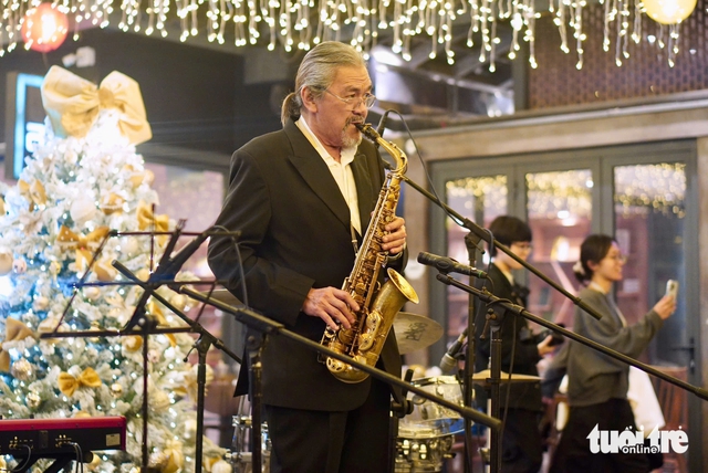 International visitors enchanted by ‘Beautiful Hanoi Sound’ night experience- Ảnh 2.