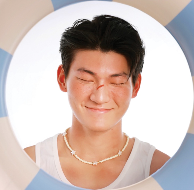 Mentor 1m8 mê ống kính và thiện nguyện - Ảnh 1.