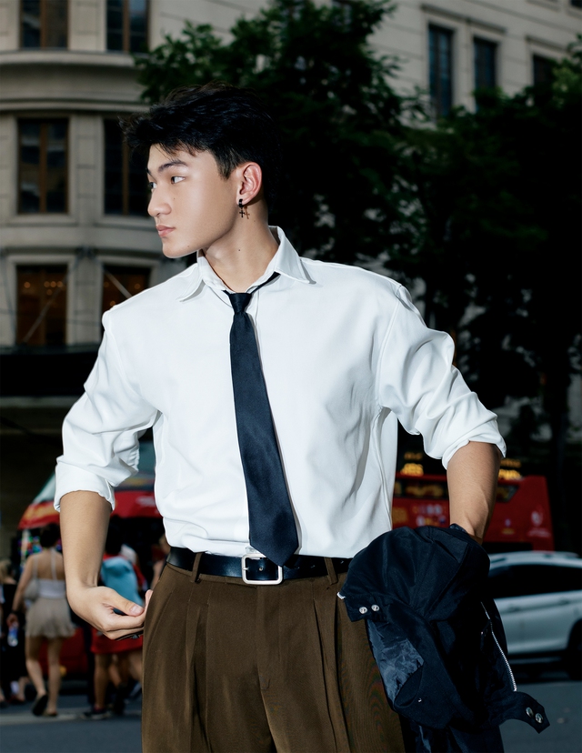 Mentor 1m8 mê ống kính và thiện nguyện - Ảnh 4.