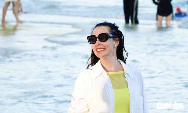 Int’l visitors crowd tourist attractions in Vietnam’s Phu Quoc
- Ảnh 1.