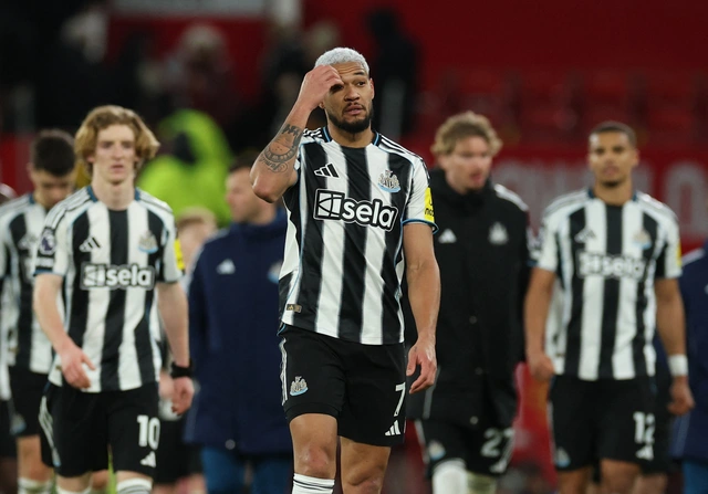 Man United đánh bại Newcastle nhờ dùng sơ đồ 4 hậu vệ- Ảnh 3.