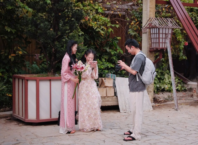 Bỏ túi bí quyết chụp ảnh Tết để có bộ hình lung linh đón năm mới - Ảnh 6.