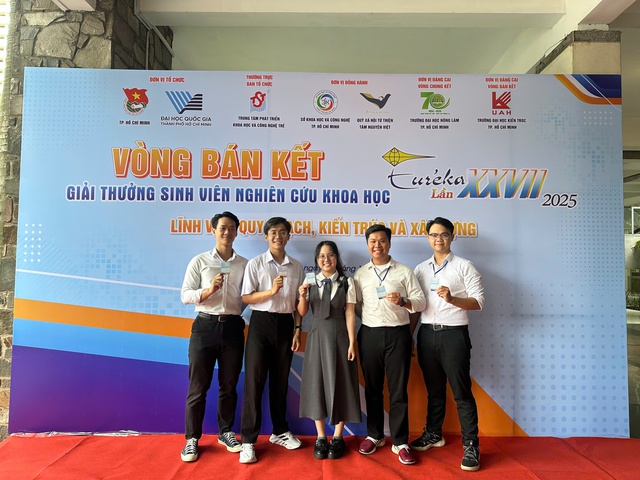 Tân Thủ khoa khoa Kỹ thuật xây dựng Đại học Bách khoa TP.HCM: danh hiệu Thủ khoa không phải dấu chấm, mà là dấu phẩy - Ảnh 3.