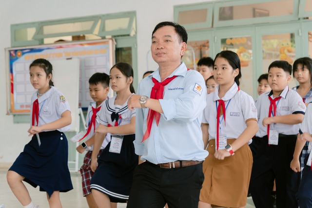 Đầu tư cho thiếu nhi là đầu tư cho sự bền vững của tổ chức Đoàn và tương lai của Thành phố mang tên Bác - Ảnh 7.