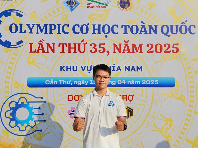 Tân Thủ khoa khoa Kỹ thuật xây dựng Đại học Bách khoa TP.HCM: danh hiệu Thủ khoa không phải dấu chấm, mà là dấu phẩy - Ảnh 2.