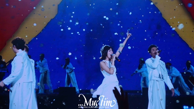 Khám phá không gian ẩm thực tại HOZO City Tết Fest 2025- Ảnh 8. Khám phá không gian ẩm thực tại HOZO City Tết Fest 2025- Ảnh 8.