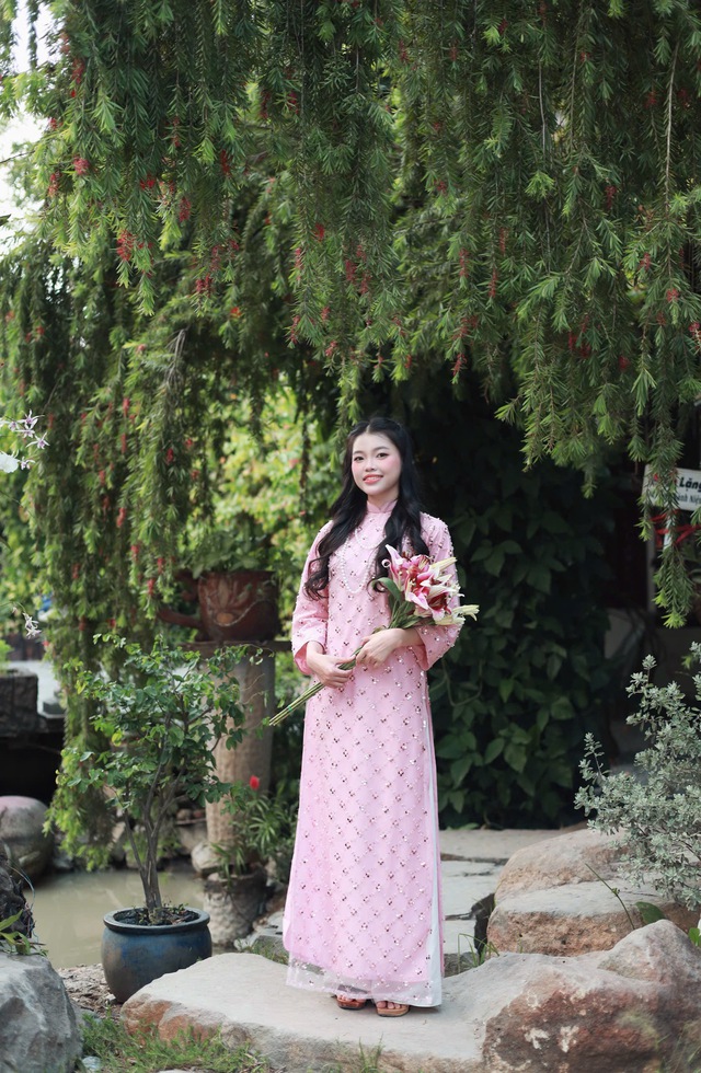 Gợi ý 5 tọa độ chụp ảnh Tết ở TP.HCM để bạn có bộ hình rực rỡ - Ảnh 14.