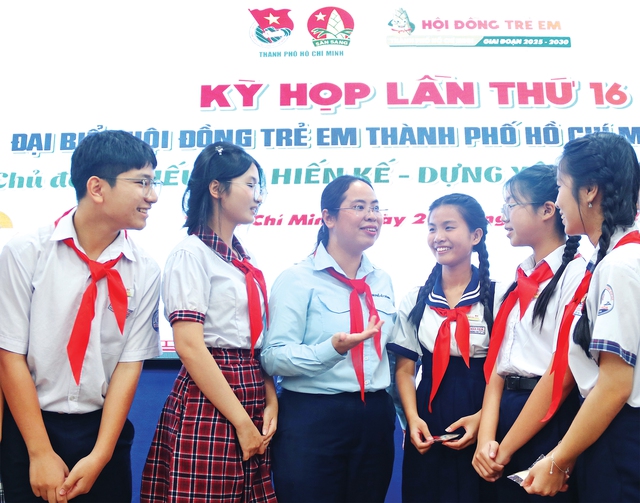 Chúng mình cùng nhau xây dựng thành phố xanh- Ảnh 1. Chúng mình cùng nhau xây dựng thành phố xanh- Ảnh 1.