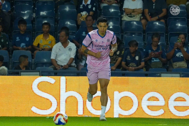 Trực tiếp vòng bảng Shopee Cup: Công An Hà Nội - Buriram United - Ảnh 1.