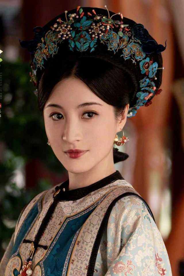 "Thị hậu TVB" Lâm Hạ Vy vừa xuất hiện đã gây ấn tượng- Ảnh 4.