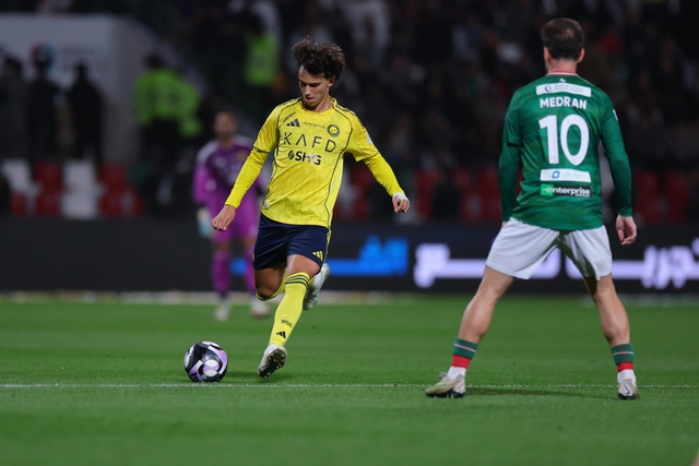 Ronaldo cùng Al Nassr đứt chuỗi thắng tại Saudi Pro League - Ảnh 1.