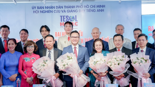 TESOL HCMC leader looks to expand English teaching as city grows, policy shifts - Ảnh 1.