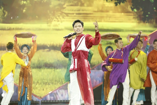 បរិយាកាស​មាន​កម្ដៅ​ខ្លាំង​នៅ​តាម​ទីតាំង​តាំង​បង្ហាញ​កាំជ្រួច - រូបថត​ទី 3។