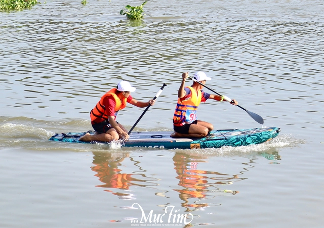 Hàng trăm vận động viên đua thuyền ván SUP tại TP Cần Thơ- Ảnh 9.