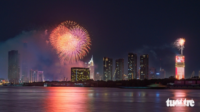 កាំជ្រួចដ៏អស្ចារ្យស្វាគមន៍ឆ្នាំថ្មី ២០២៦ - រូបថតទី ៨។