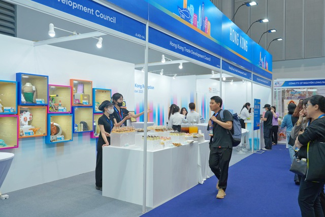 Hong Kong channels billions in FDI to support Vietnamese businesses to ‘go global’ - Ảnh 1.