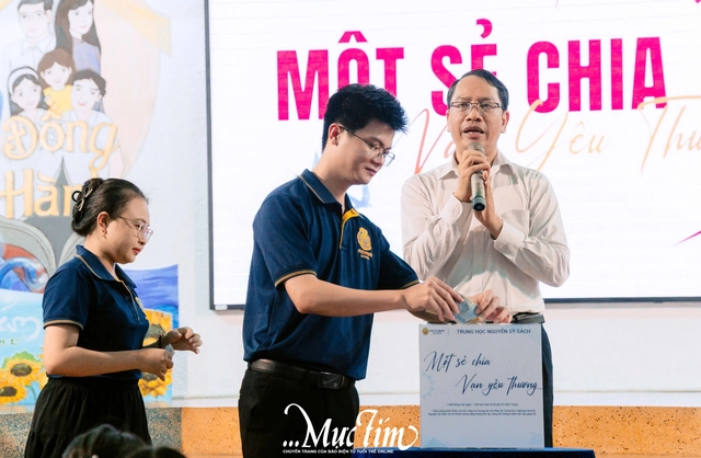 Học trò Pathway School gửi "một chia sẻ vạn yêu thương” đến bạn bè miền Trung- Ảnh 2. Học trò Pathway School gửi "một chia sẻ vạn yêu thương” đến bạn bè miền Trung- Ảnh 2.