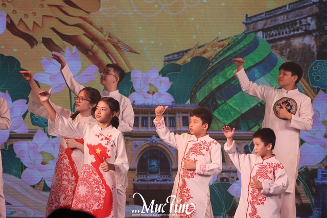 'Giới hạn là bầu trời': Chương trình nghệ thuật tôn vinh tài năng của thanh thiếu nhi khuyết tật- Ảnh 4. 'Giới hạn là bầu trời': Chương trình nghệ thuật tôn vinh tài năng của thanh thiếu nhi khuyết tật- Ảnh 4.