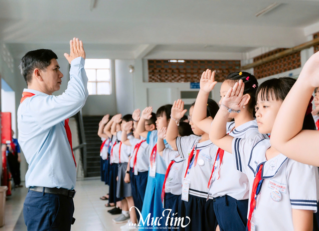 Hơn 700 đội viên tiểu học và THCS tham gia tập huấn Ban chỉ huy Liên đội cấp thành phố - Ảnh 4.