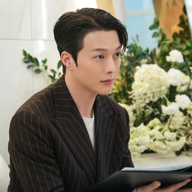 Sức hút ít biết của nam chính Dynamite kiss- Ảnh 1. Sức hút ít biết của nam chính Dynamite kiss- Ảnh 1.