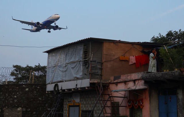 Too big to fail? IndiGo crisis exposes risks in Indian aviation- Ảnh 5. Too big to fail? IndiGo crisis exposes risks in Indian aviation- Ảnh 5.