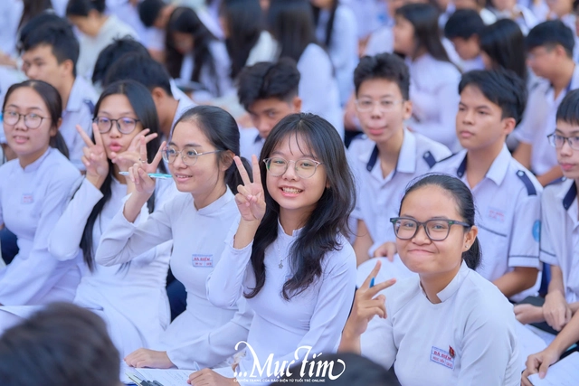 Giải mã Bí mật tuổi chúng mình cùng học trò Trường THPT Bà Điểm- Ảnh 11.