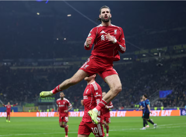 Kết quả Champions League: Liverpool thắng chật vật, Chelsea thua cay đắng- Ảnh 1.