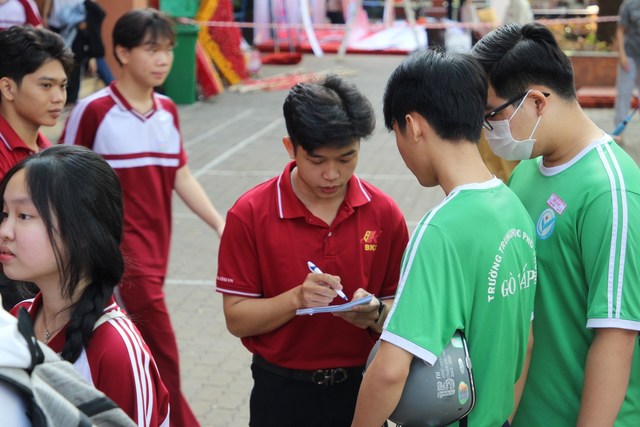 Khám phá gian tư vấn Trường cao đẳng Bách khoa Sài Gòn tại Ngày hội Tự tin vào lớp 10- Ảnh 4.