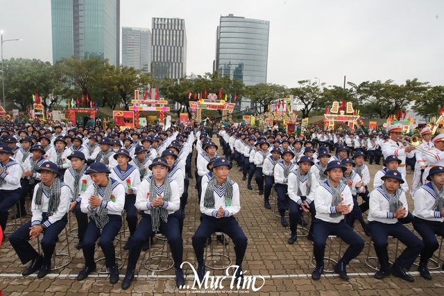 Xúc động khoảnh khắc chia tay tại lễ giao nhận quân năm 2025- Ảnh 7.