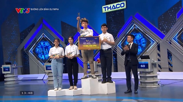 Đường lên đỉnh Olympia: Nam sinh Khánh Hòa khai xuân với chiến thắng tưng bừng- Ảnh 4.