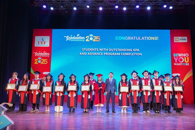 Sinh viên Trường đại học Kinh tế - Tài chính TP.HCM (UEF) tốt nghiệp với số điểm ấn tượng- Ảnh 5.