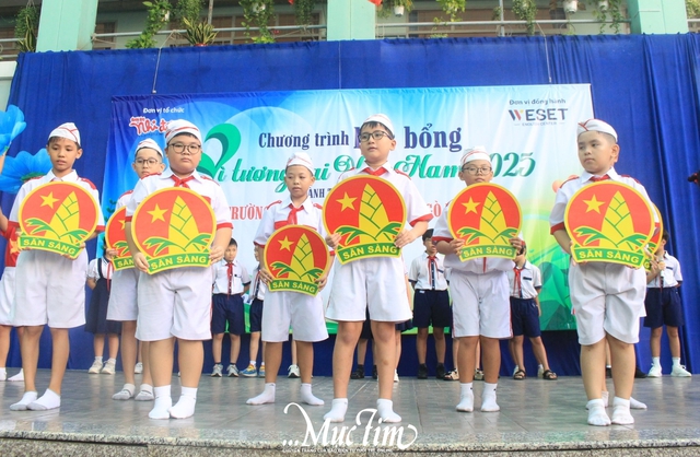 Học bổng Vì tương lai Việt Nam chắp cánh ước mơ cho học sinh Trường tiểu học An Hội- Ảnh 6.