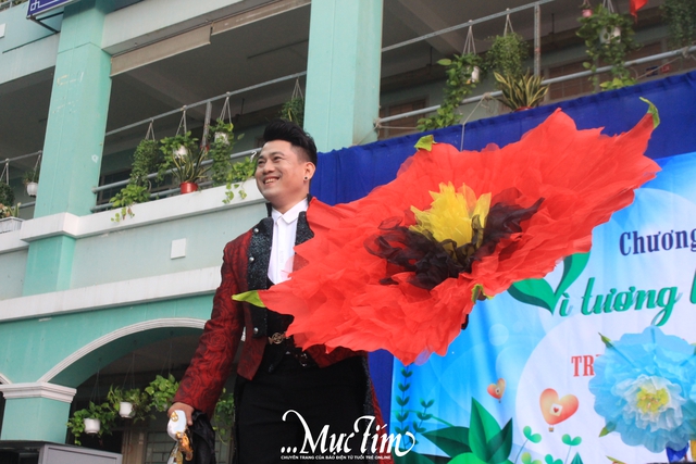 Học bổng Vì tương lai Việt Nam chắp cánh ước mơ cho học sinh Trường tiểu học An Hội- Ảnh 7.
