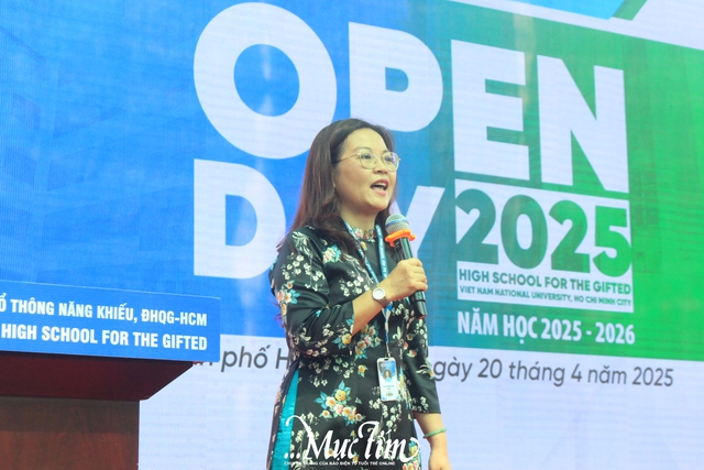 Học sinh flex gì về Trường Phổ thông Năng khiếu tại Open Day?- Ảnh 2.