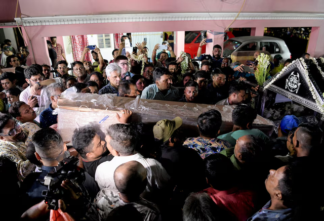 India downgrades ties with Pakistan after attack on Kashmir tourists kills 26 - Ảnh 6.