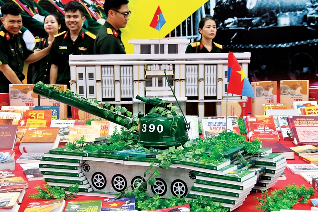Hòa bình là điều thiêng liêng cao cả nhất - Ảnh 3.