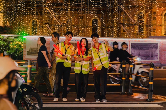 Lớn lên cùng đất nước - Ảnh 3.