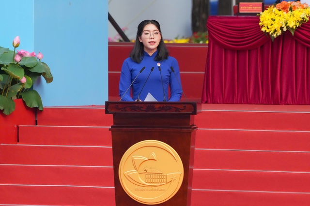 Huỳnh Mạnh Phương: Tiếng nói tuổi trẻ giữa đại lễ 30-4 lịch sử - Ảnh 1.