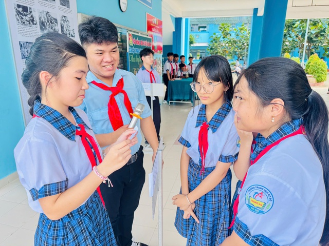 Trường THCS Trung An vượt trạm tại Hành trình theo chân Bác - Ảnh 5.