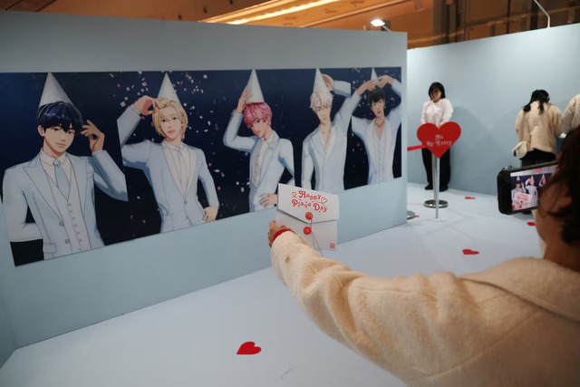 Virtual band PLAVE mixes K-pop and technology to charm fans- Ảnh 2. Virtual band PLAVE mixes K-pop and technology to charm fans- Ảnh 2.