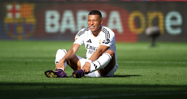 Mbappe lập hat-trich, Real Madrid thua ngược Barca - Ảnh 1.