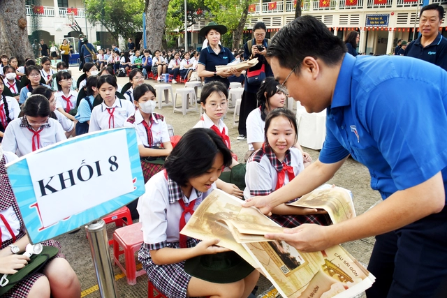 Muôn kiểu làm bài của thí sinh thi chung kết Giải Lê Quý Đôn- Ảnh 1.