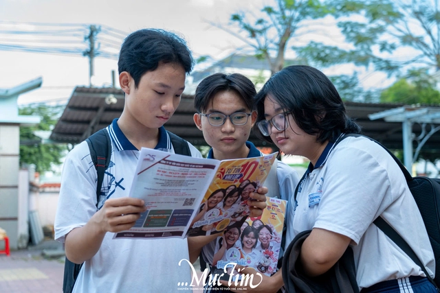 Ôn tập cho kỳ thi tuyển sinh lớp 10 tại TP.HCM: 4 điều không nên bỏ lỡ với môn ngữ văn - Ảnh 1.