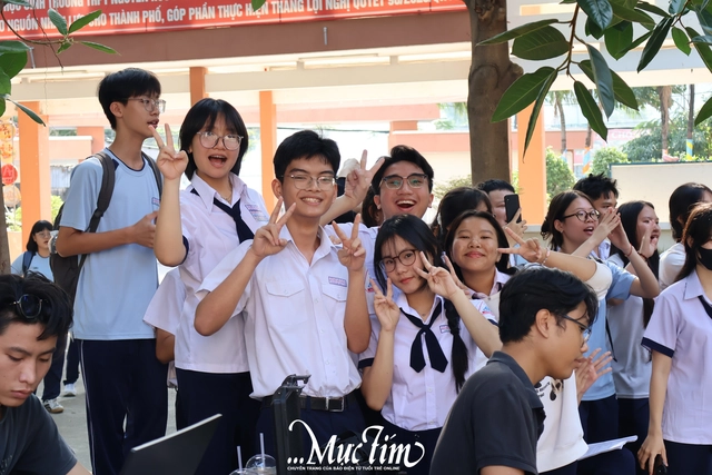 Những trường THPT nào có tỉ lệ chọi cao tại TP.HCM? - Ảnh 1.