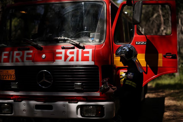 The volunteer firefighters warding off Greece's blazes - Ảnh 3. The volunteer firefighters warding off Greece's blazes - Ảnh 3.