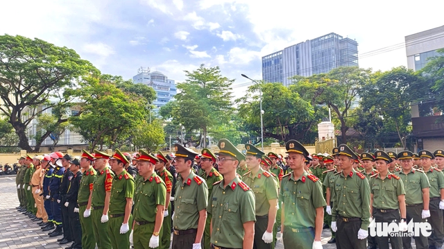 Da Nang launches sweeping crackdown on street crime - Ảnh 1.