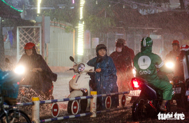 In Ho Chi Minh City, street revamp aims to end years of severe flooding
- Ảnh 7. In Ho Chi Minh City, street revamp aims to end years of severe flooding
- Ảnh 7.